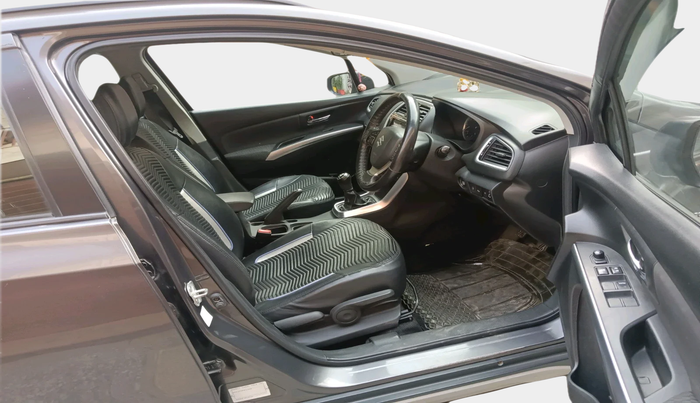 2018 Maruti S Cross ZETA 1.3, Diesel, Manual, 86,810 km, interior