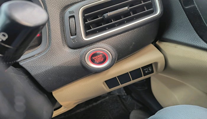 2018 Honda Amaze 1.2L I-VTEC V, Petrol, Manual, 54,440 km, interior