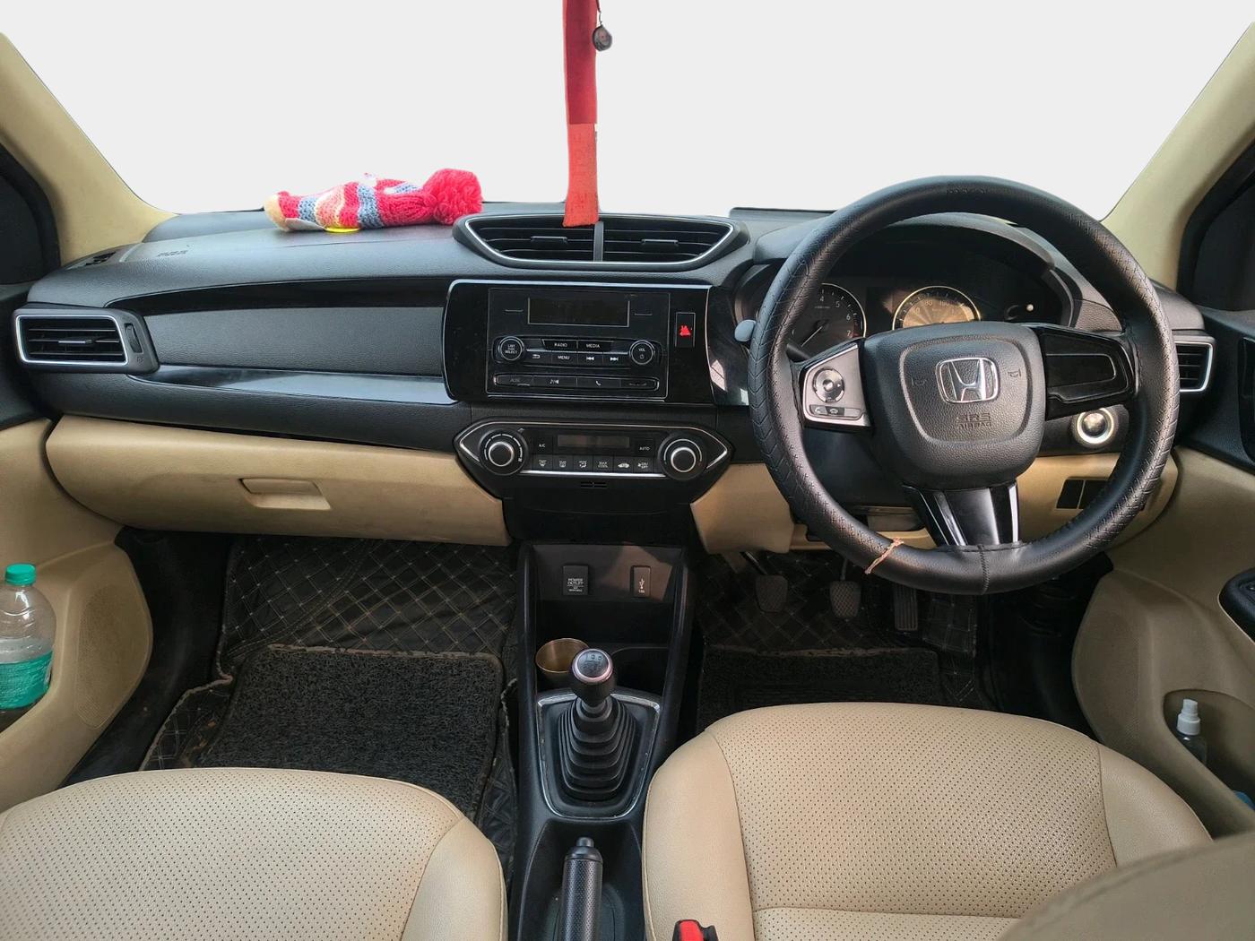 2018 Honda Amaze 1.2L I-VTEC V, Petrol, Manual, 56,625 km, interior