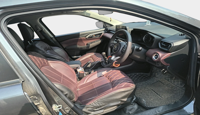 2024 Maruti Grand Vitara DELTA SMART HYBRID, Petrol, Manual, 16,098 km, interior