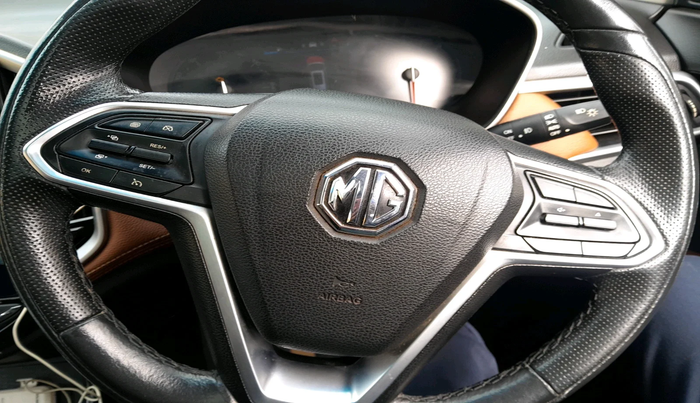 2022 MG HECTOR PLUS SHARP 2.0 DIESEL TURBO MT 6-STR, Diesel, Manual, 79,435 km, interior