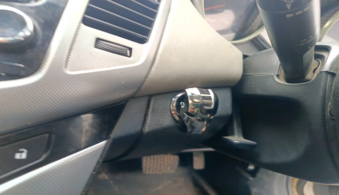 2012 Chevrolet Cruze LTZ AT, Diesel, Automatic, 1,25,356 km, interior