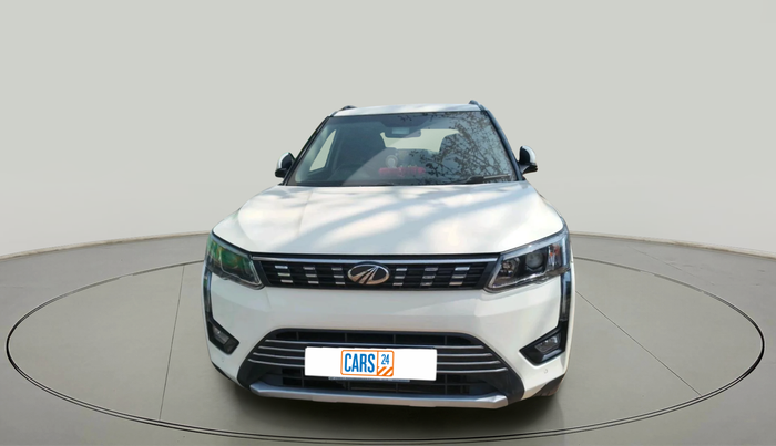 2021 Mahindra XUV300 W8 (O) 1.5 DIESEL, Diesel, Manual, 2,21,711 km, exterior