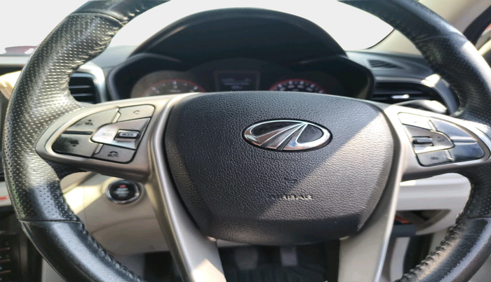 2021 Mahindra XUV300 W8 (O) 1.5 DIESEL, Diesel, Manual, 2,21,711 km, interior