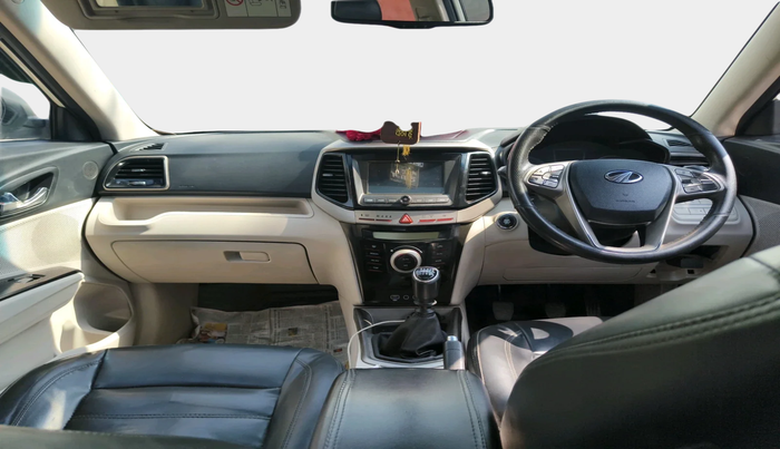 2021 Mahindra XUV300 W8 (O) 1.5 DIESEL, Diesel, Manual, 2,21,711 km, interior