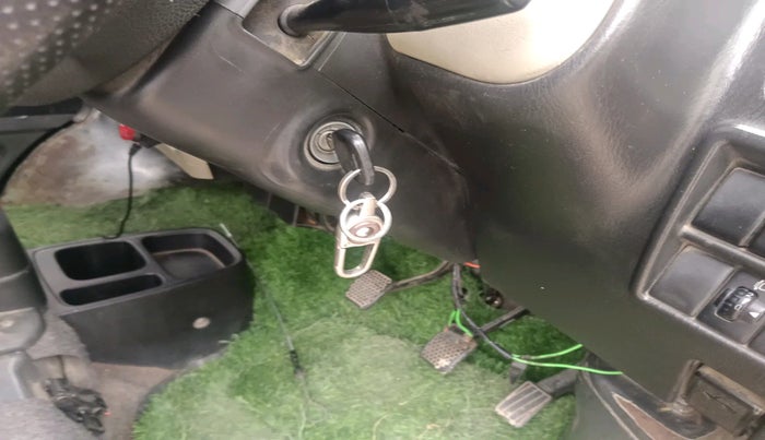 2020 Maruti Eeco 5 STR WITH A/C+HTR CNG, Petrol, Manual, 59,308 km, interior