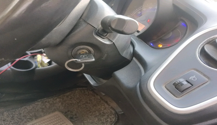 2014 Honda Mobilio 1.5L I-VTEC V, Petrol, Manual, 1,68,293 km, interior