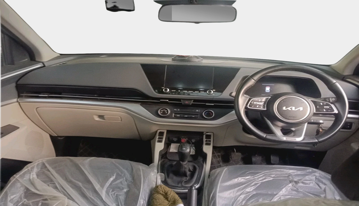 2024 KIA CARENS Gravity 1.5 Petrol MT, Petrol, Manual, 13,681 km, interior