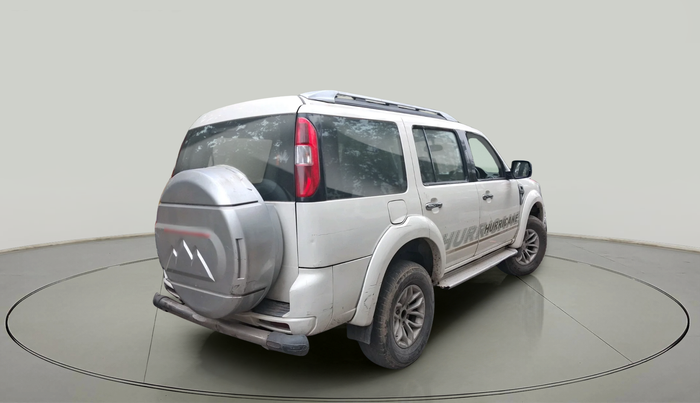 2014 Ford Endeavour 2.5L 4X2 MT, Diesel, Manual, 1,33,996 km, exterior