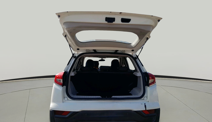 2021 Mahindra XUV300 W6 1.2 PETROL, Petrol, Manual, 60,764 km, exterior