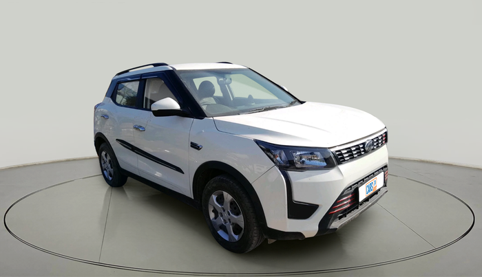 2021 Mahindra XUV300 W6 1.2 PETROL, Petrol, Manual, 60,764 km, exterior