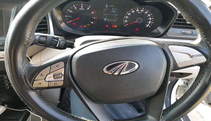 2021 Mahindra XUV300 W6 1.2 PETROL, Petrol, Manual, 60,764 km, interior