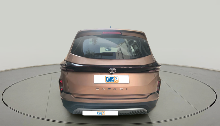 2023 Tata Safari ACCOMPLISHED PLUS 6 STR DUAL TONE AT, Diesel, Automatic, 77,542 km, exterior