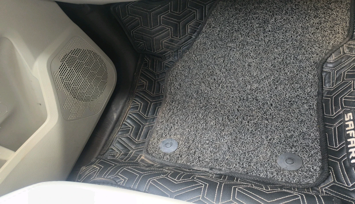 2023 Tata Safari ACCOMPLISHED PLUS 6 STR DUAL TONE AT, Diesel, Automatic, 77,542 km, interior