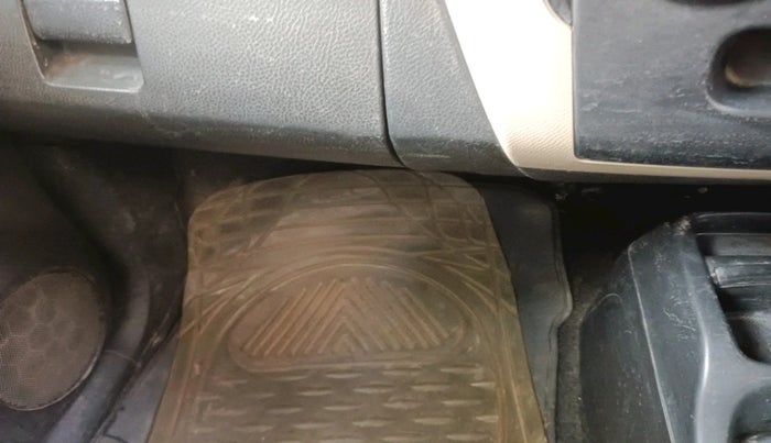 2017 Maruti Wagon R 1.0 VXI, Petrol, Manual, 47,942 km, interior