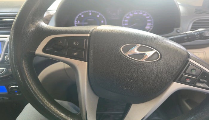 2013 Hyundai Verna FLUIDIC 1.6 CRDI SX, Diesel, Manual, 1,03,760 km, interior