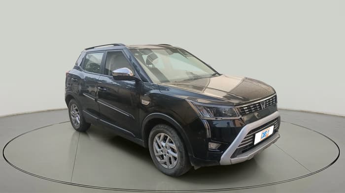 2024 Mahindra XUV300 W8 1.5 DIESEL, Diesel, Manual, 79,778 km, exterior