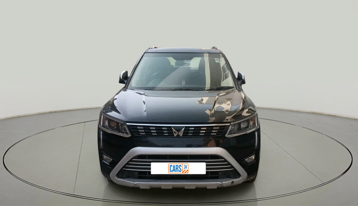 2024 Mahindra XUV300 W8 1.5 DIESEL, Diesel, Manual, 79,778 km, exterior