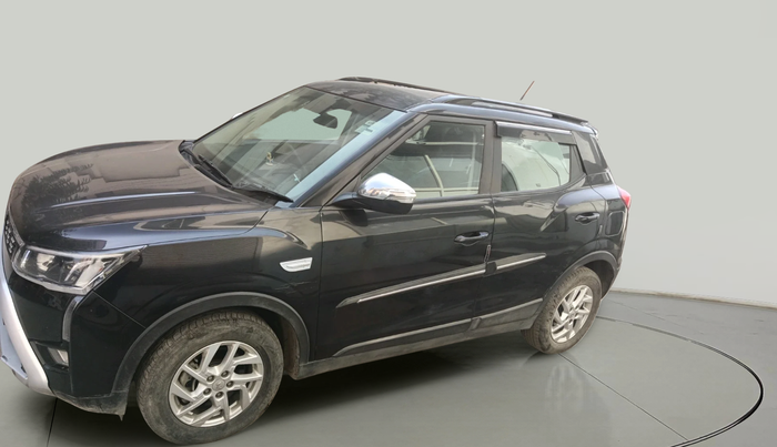 2024 Mahindra XUV300 W8 1.5 DIESEL, Diesel, Manual, 79,778 km, exterior