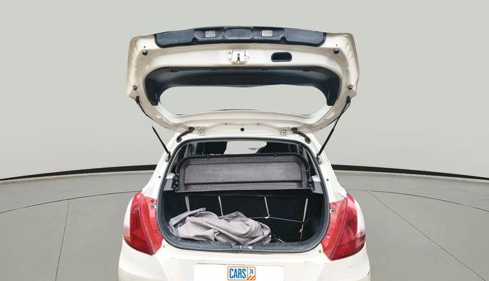 2015 Maruti Swift VXI, Petrol, Manual, 69,191 km, exterior