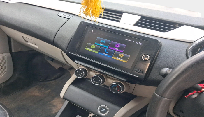 2020 Renault TRIBER RXZ, Petrol, Manual, 72,218 km, interior