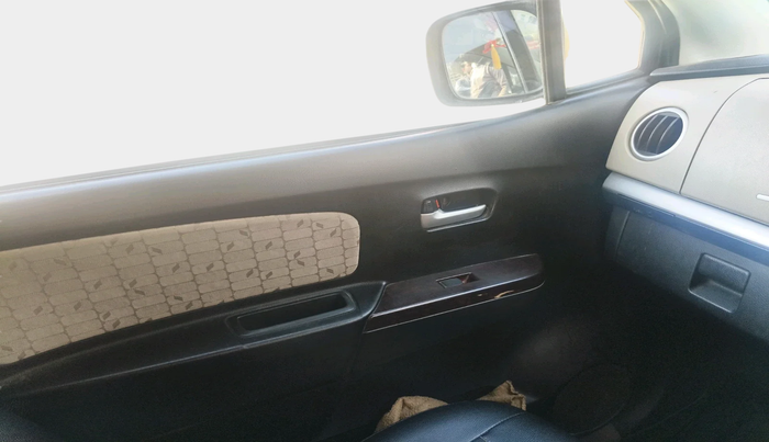 2016 Maruti Wagon R 1.0 VXI, Petrol, Manual, 69,131 km, interior