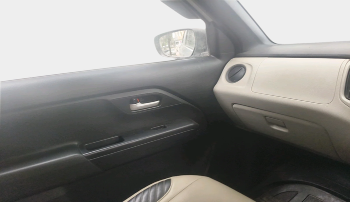 2020 Maruti New Wagon-R VXI 1.0, Petrol, Manual, 52,243 km, interior