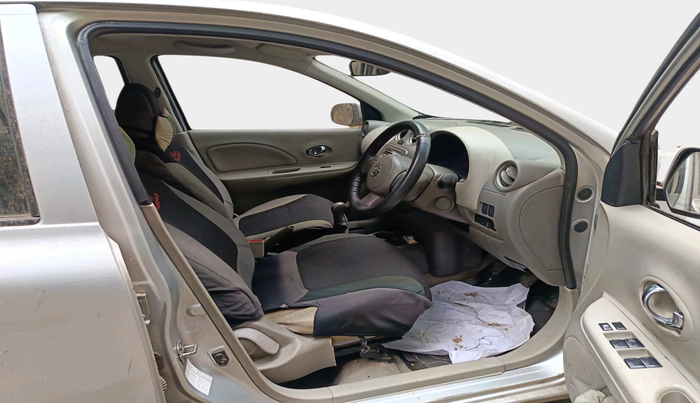 2012 Nissan Micra XV DIESEL, Diesel, Manual, 1,33,949 km, interior