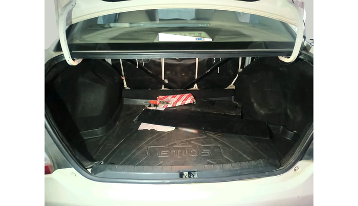 2013 Toyota Etios G, Petrol, Manual, 85,832 km, exterior