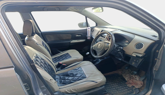 2013 Maruti Wagon R 1.0 LXI, CNG, Manual, 58,316 km, interior