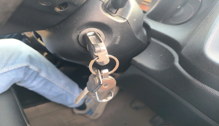 2015 Honda Amaze 1.5L I-DTEC S, Diesel, Manual, 1,02,753 km, interior