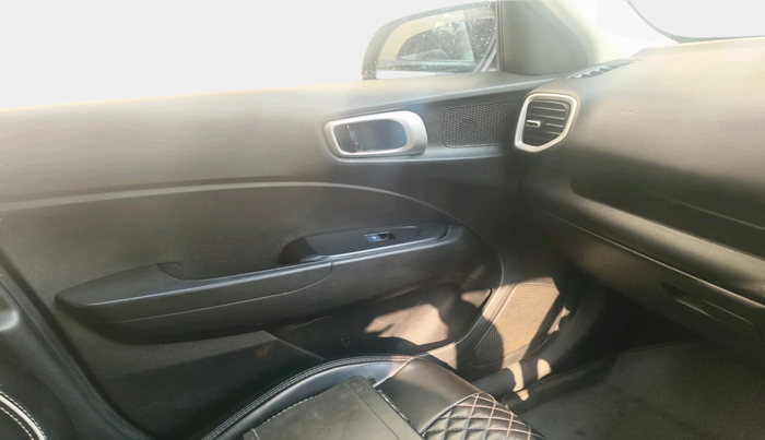 2021 Hyundai VENUE SX 1.5 CRDI, Diesel, Manual, 1,00,421 km, interior