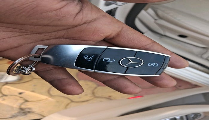 2024 Mercedes Benz E Class E 220d AMG Line, Diesel, Automatic, 6,813 km, interior