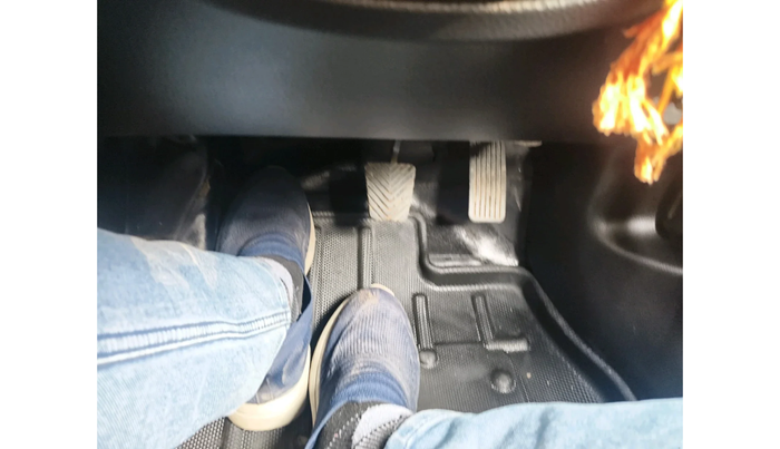 2023 KIA SELTOS HTK PLUS 1.5 IMT, Petrol, Manual, 25,614 km, interior