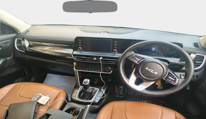 2023 KIA SELTOS HTK PLUS 1.5 IMT, Petrol, Manual, 25,614 km, interior