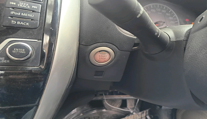 2017 Nissan Sunny XV CVT, Petrol, Automatic, 69,665 km, interior