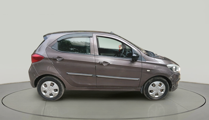 2018 Tata Tiago XT DIESEL, Diesel, Manual, 1,11,762 km, exterior