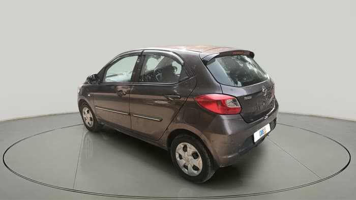 2018 Tata Tiago XT DIESEL, Diesel, Manual, 1,11,762 km, exterior