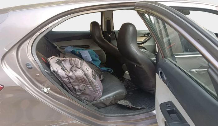 2018 Tata Tiago XT DIESEL, Diesel, Manual, 1,11,762 km, interior
