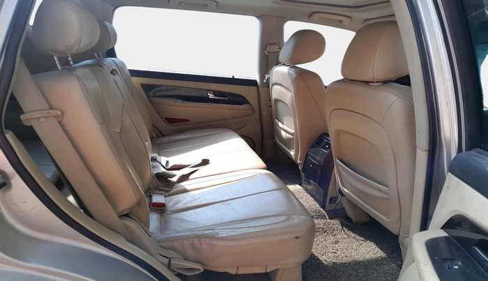 2014 Ssangyong Rexton RX7, Diesel, Automatic, 87,798 km, interior