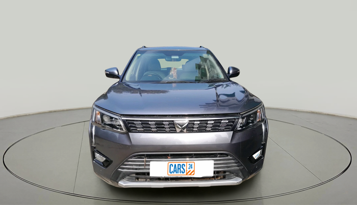 2023 Mahindra XUV300 W8 (O) 1.5 DIESEL, Diesel, Manual, 41,245 km, exterior