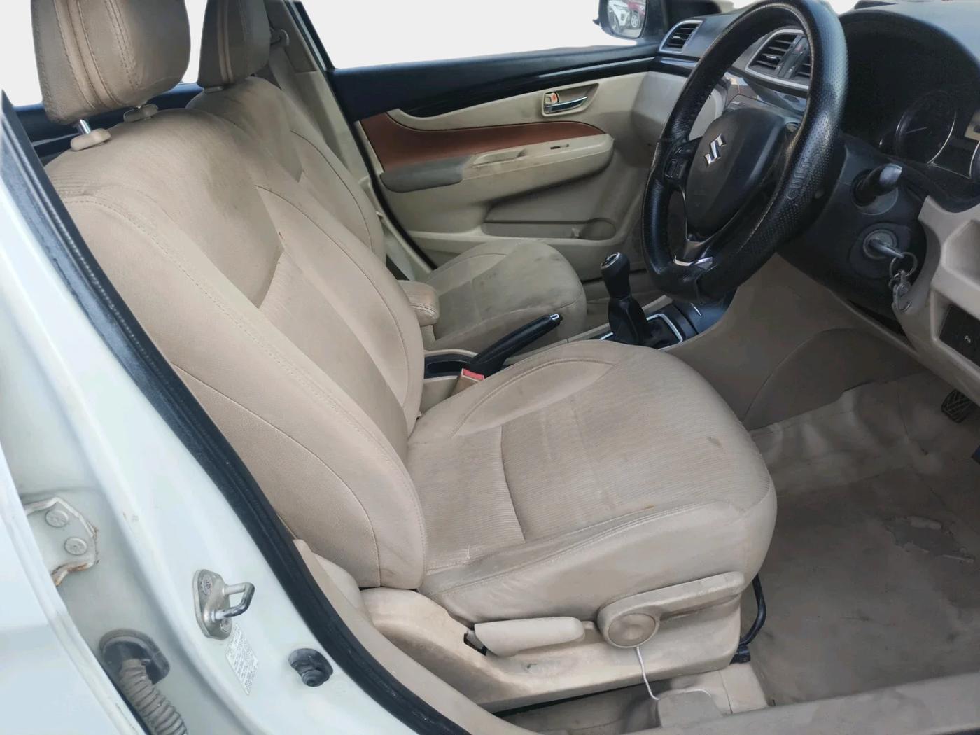 2014 Maruti Ciaz VDI +, Diesel, Manual, 76,095 km, interior