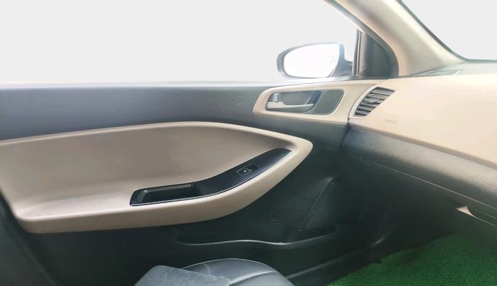 2017 Hyundai Elite i20 ASTA 1.4 CRDI (O), Diesel, Manual, 1,42,720 km, interior