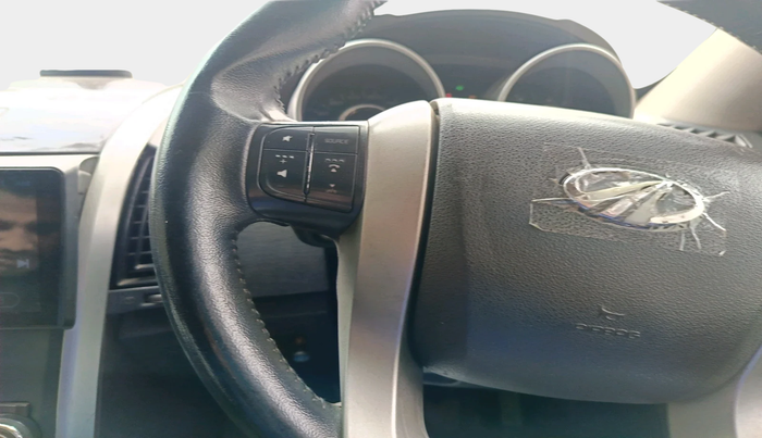 2013 Mahindra XUV500 W8, Diesel, Manual, 73,010 km, interior