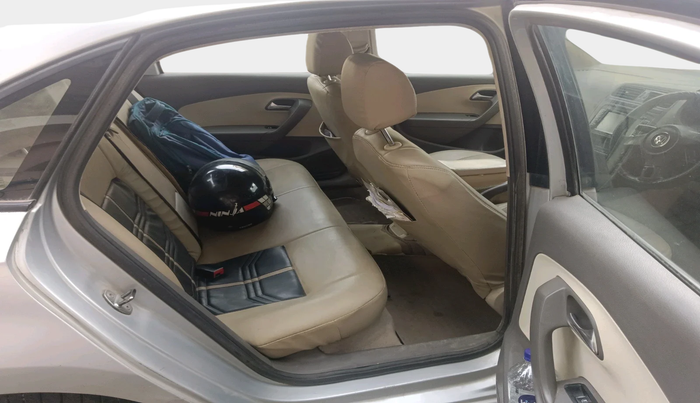 2013 Volkswagen Vento COMFORTLINE DIESEL 1.6, Diesel, Manual, 88,214 km, interior