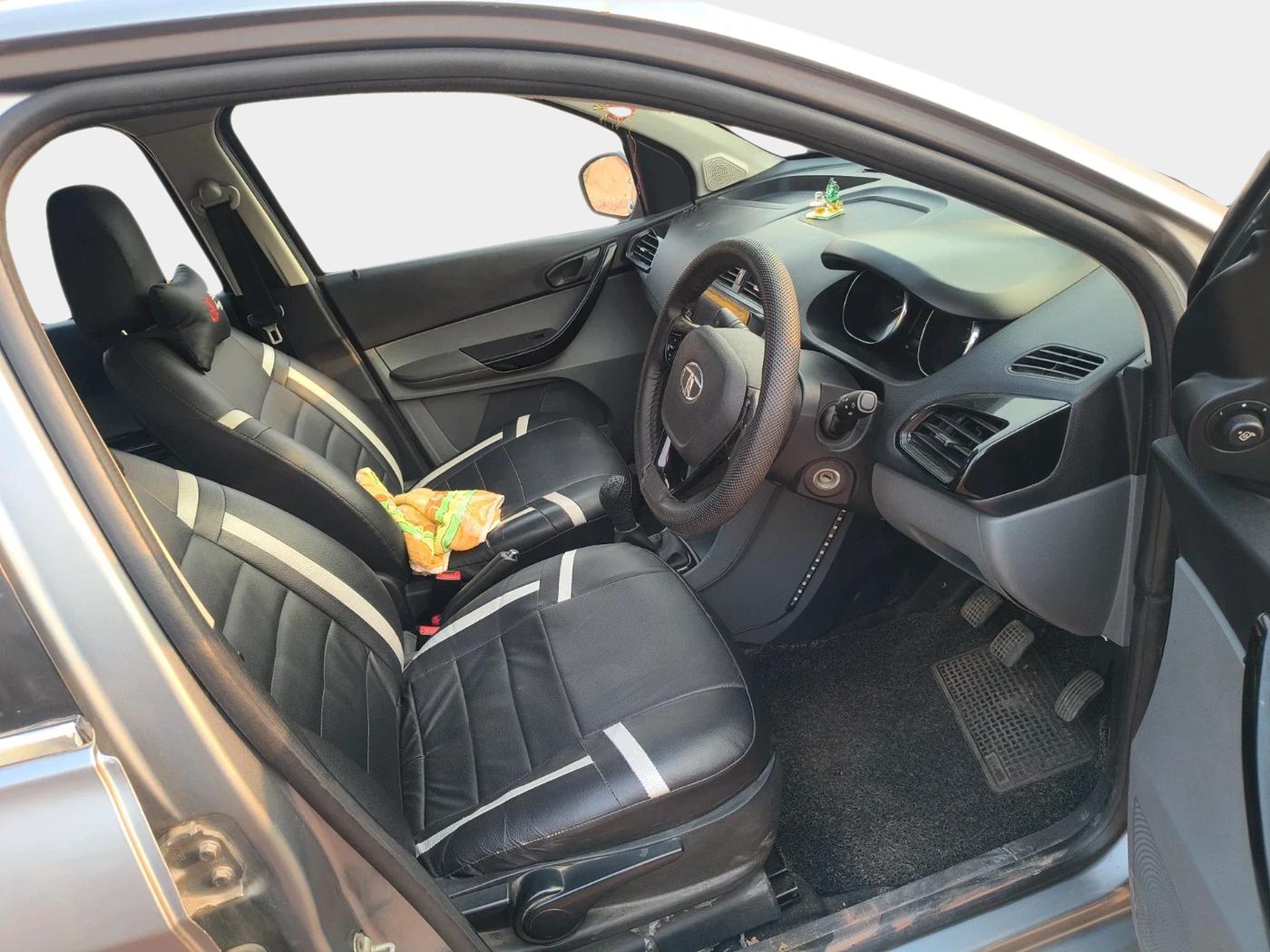 2018 Tata TIGOR XT PETROL, Petrol, Manual, 59,901 km, interior