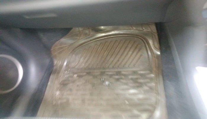 2010 Maruti Swift Dzire VXI, Petrol, Manual, 80,839 km, interior