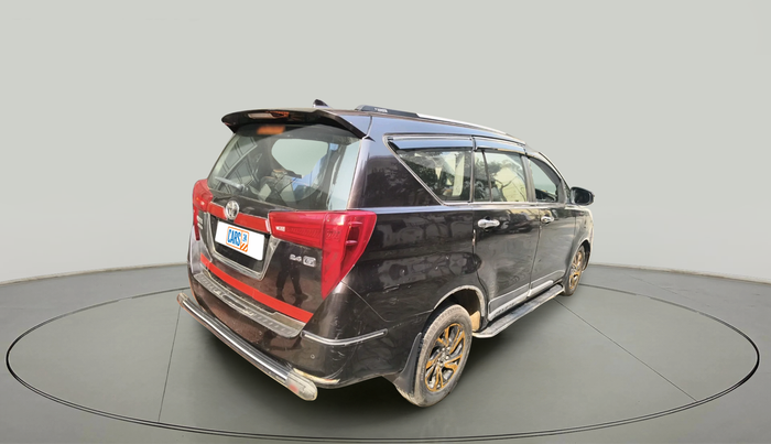 2022 Toyota Innova Crysta 2.4 G 8 STR, Diesel, Manual, 70,036 km, exterior