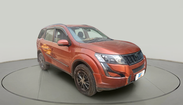 2015 Mahindra XUV500 W4, Diesel, Manual, 1,36,431 km, exterior