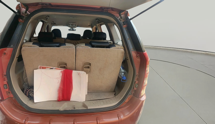 2015 Mahindra XUV500 W4, Diesel, Manual, 1,36,431 km, exterior